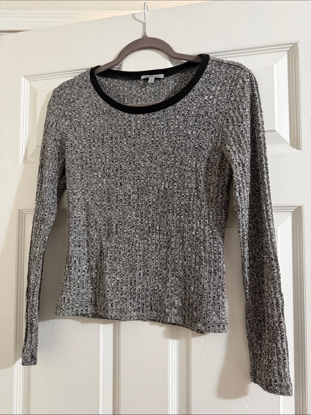Charlotte Russe Grey Ribbed Long-Sleeve Top